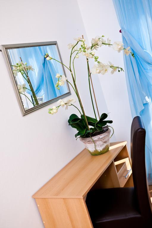 Hotel Holiday Park Hotel